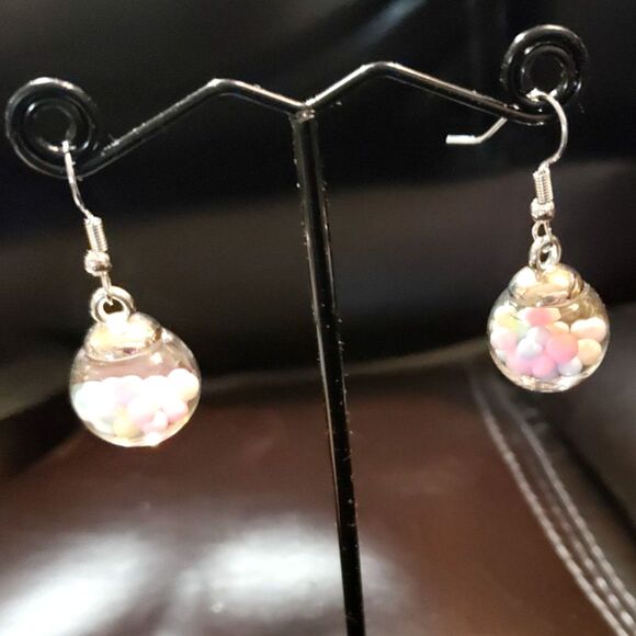 2 Pair Earrings Pink Enamel Butterflies Candy Balls in Glass Orb Butterfly - Picture 3 of 4